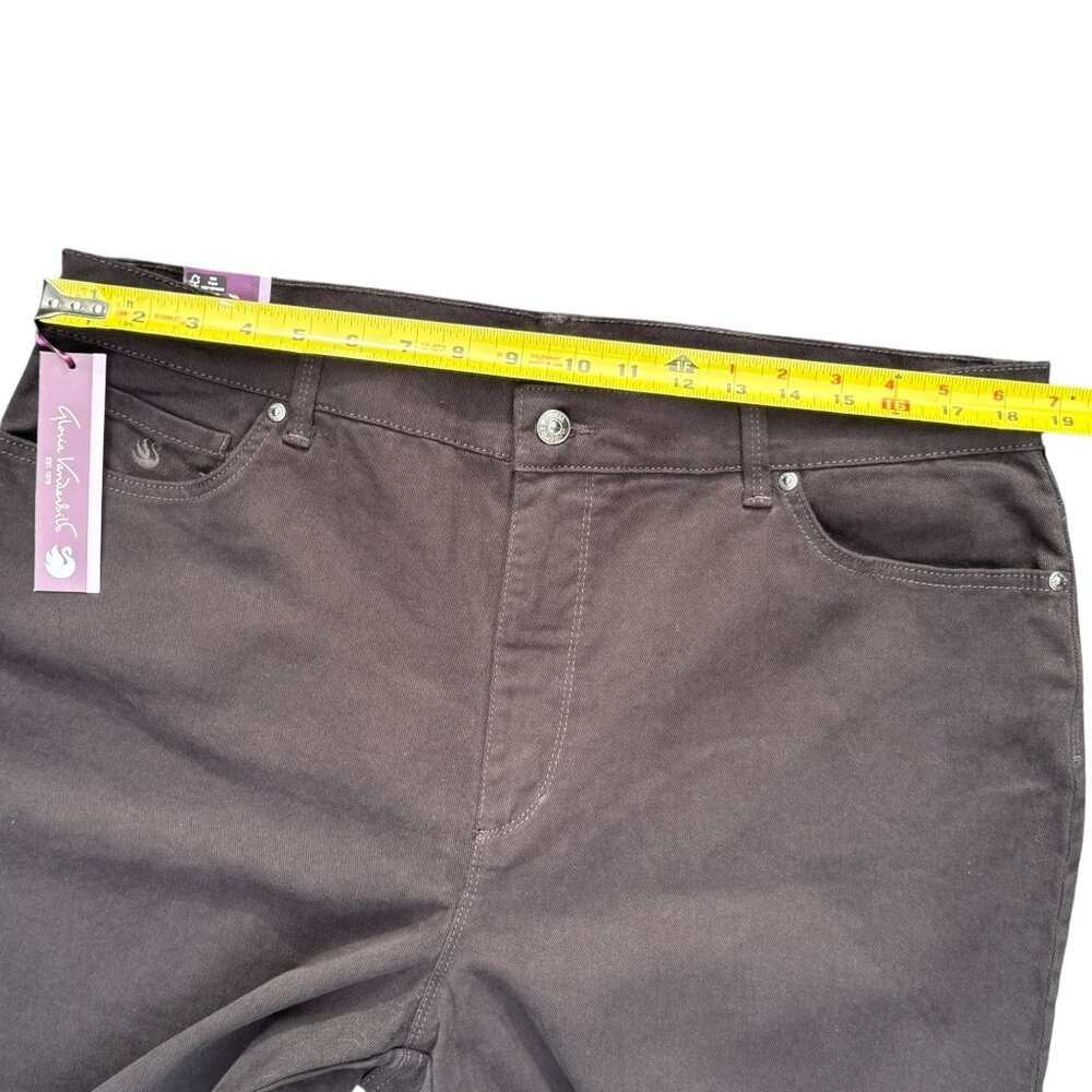 Gloria Vanderbilt Amanda Womens Size 18 Average Slimming Jean Heritage Fit Black - Picture 11 of 11